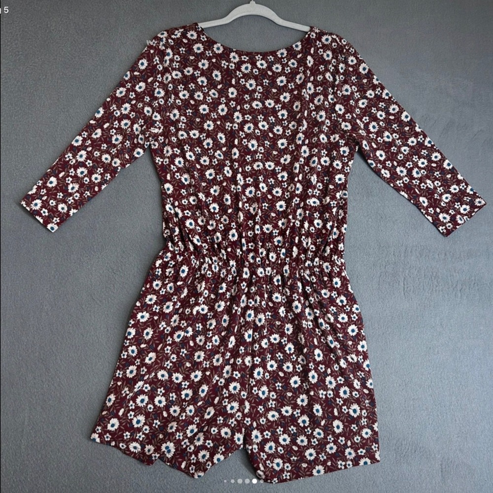 Kaileigh Romper Women Lg Burgundy Floral V-Neck 3/4 Sleeve Elastic Waist Pocket - Picture 5 of 8
